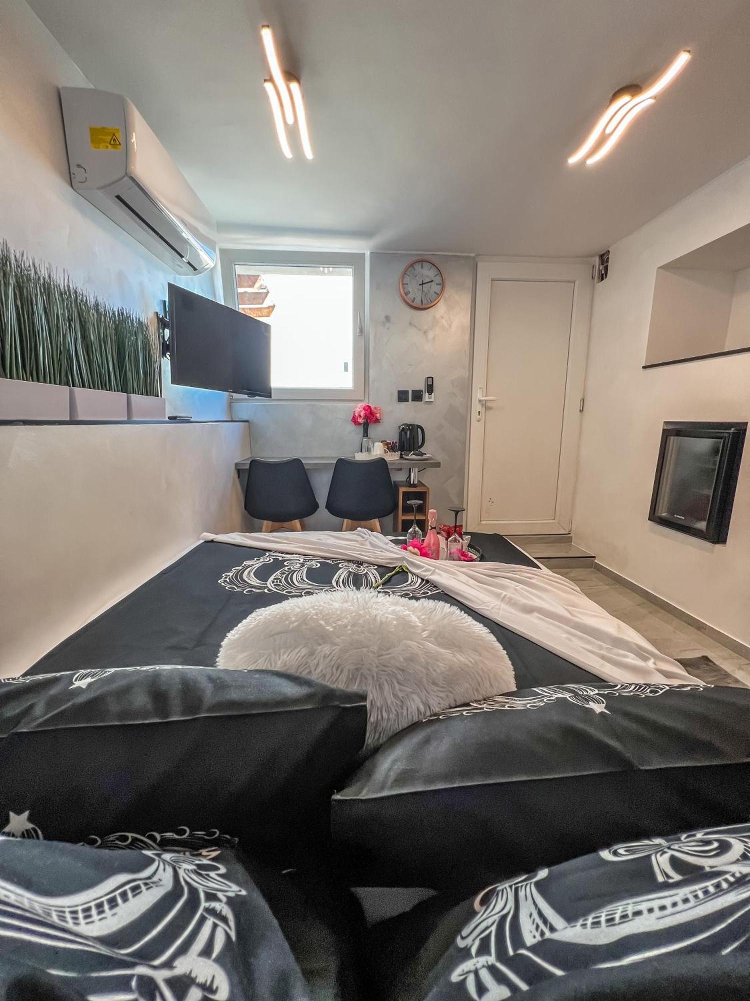 Apartment Sova Or Deluxe Room 33 Блед Экстерьер фото